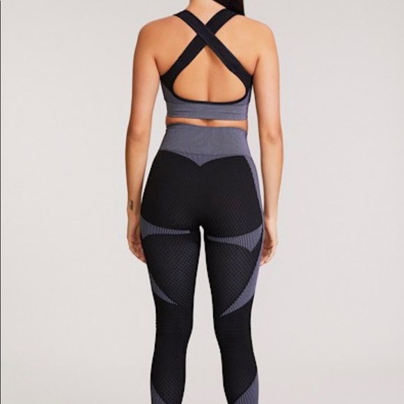 🦋 Work It Out 3 Piece Set - Picture 8 of 10